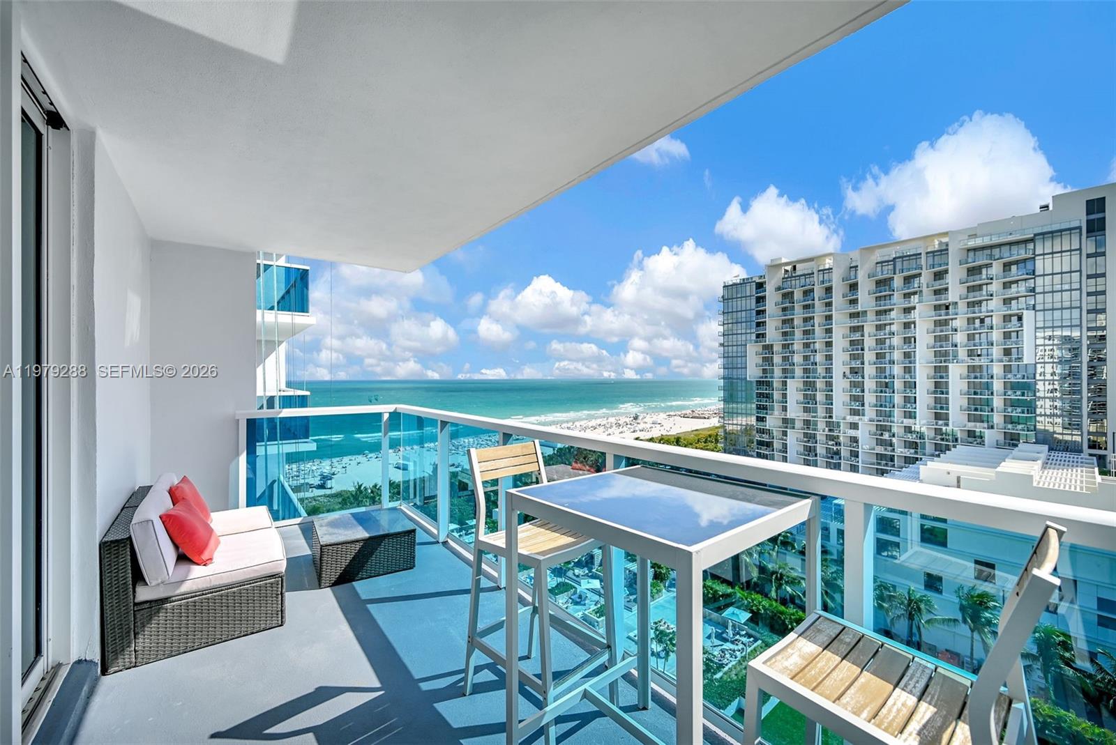 RONEY PALACE CONDO - Residential