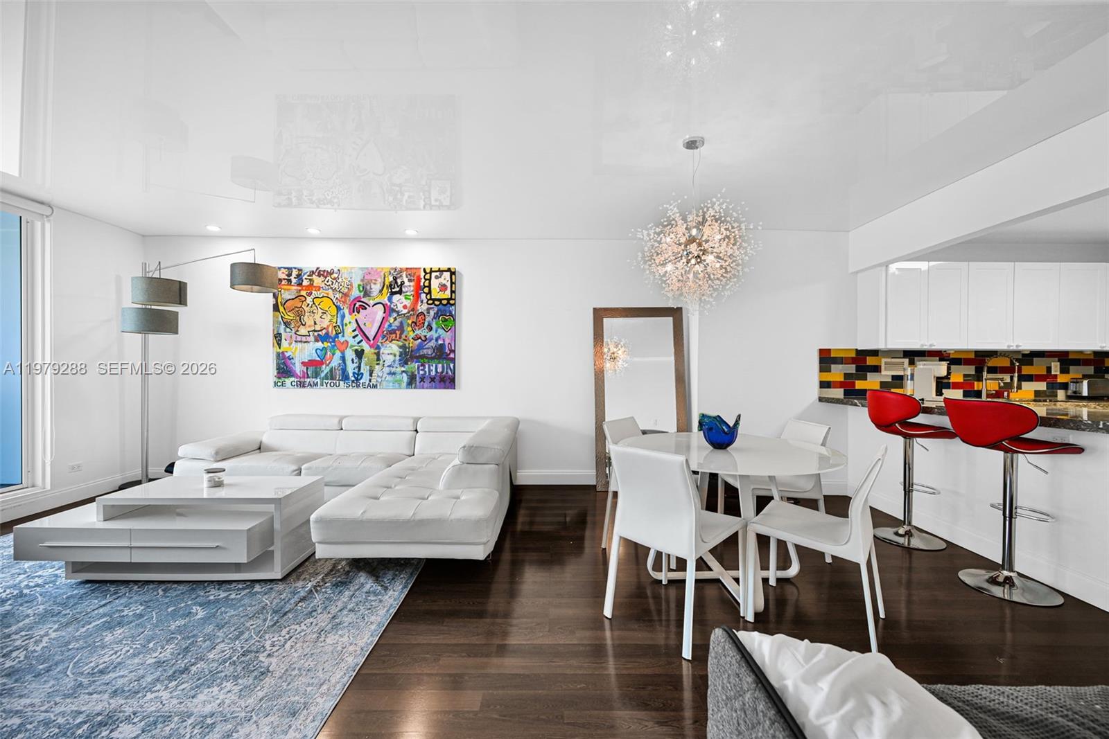 RONEY PALACE CONDO - Residential