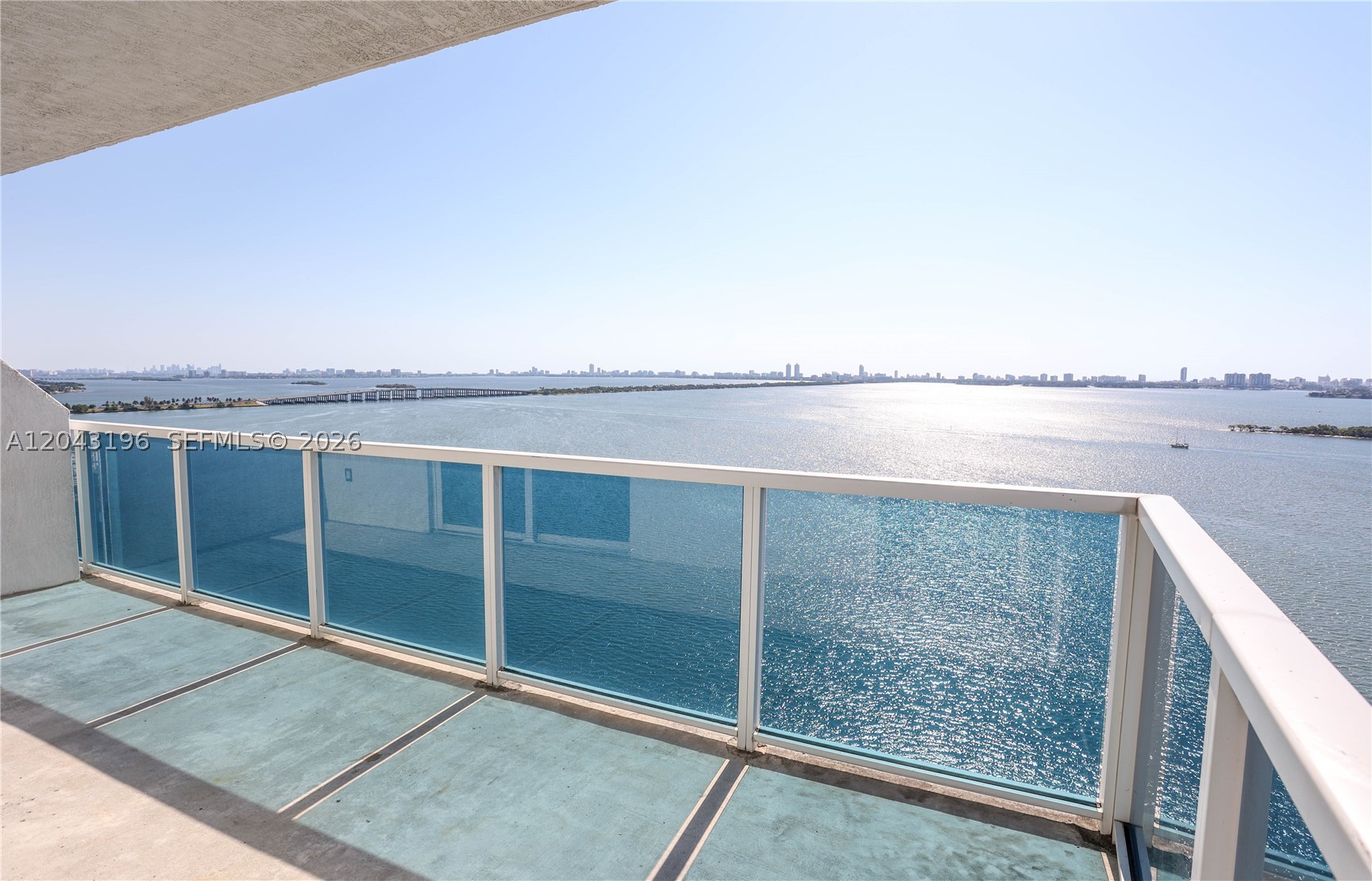 STAR LOFTS ON THE BAY - Residential Lease