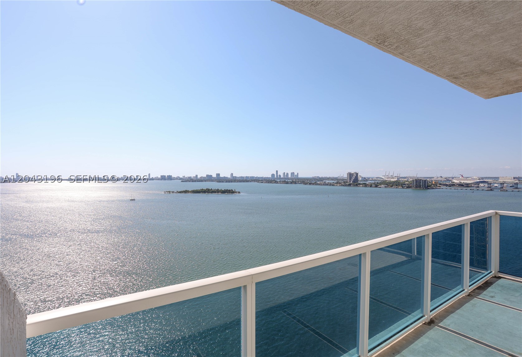 STAR LOFTS ON THE BAY - Residential Lease