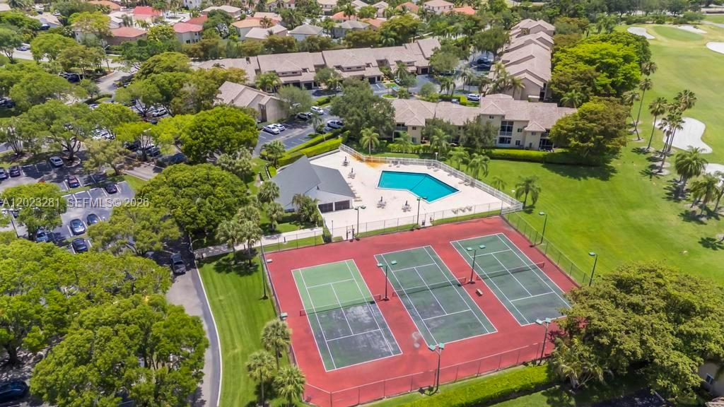 CALIFORNIA COURTS CONDO - Residential Lease
