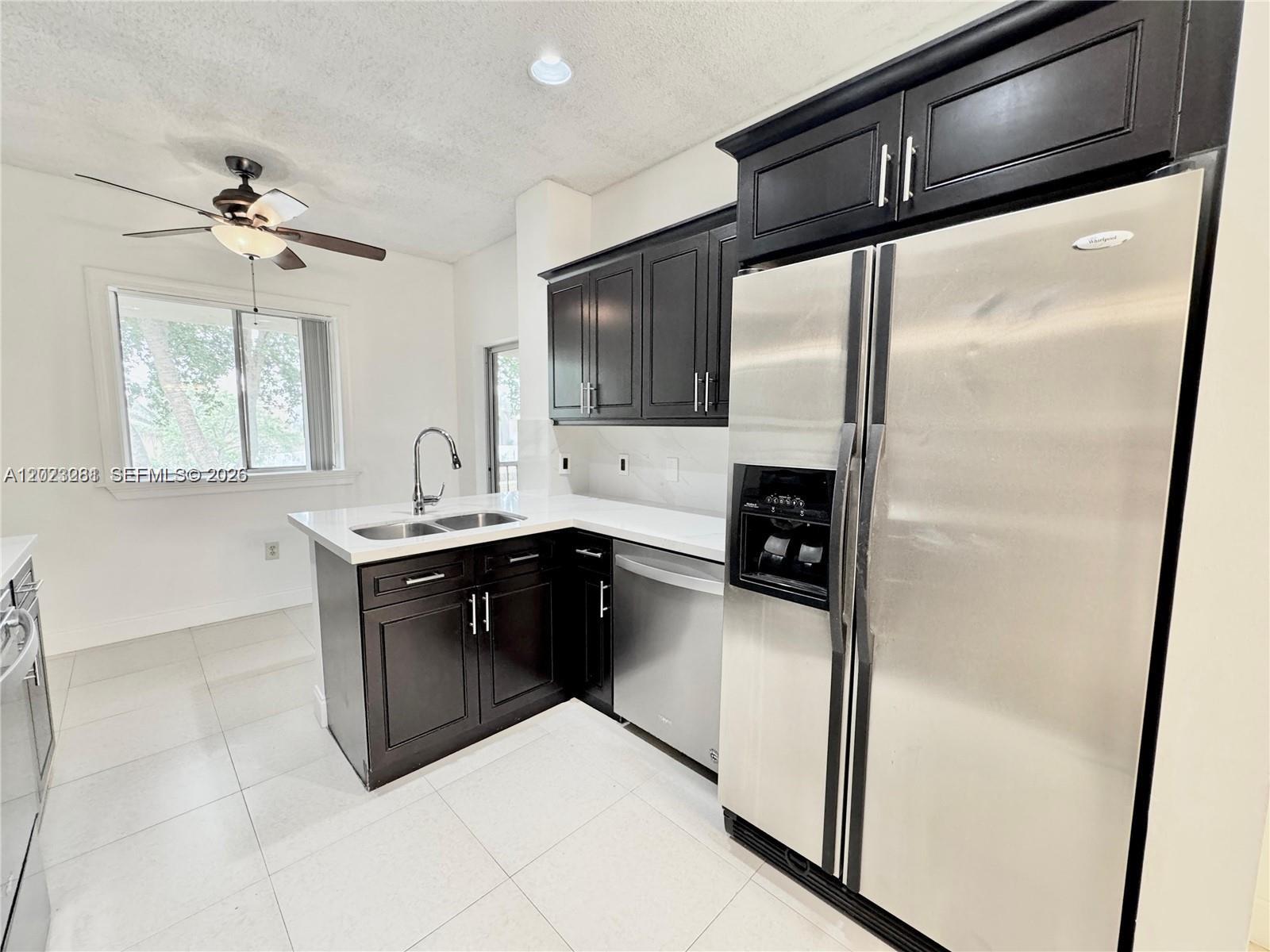 CALIFORNIA COURTS CONDO - Residential Lease