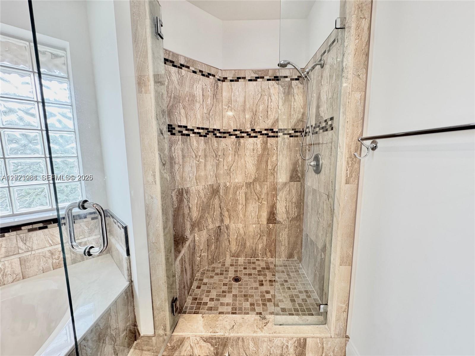 CALIFORNIA COURTS CONDO - Residential Lease