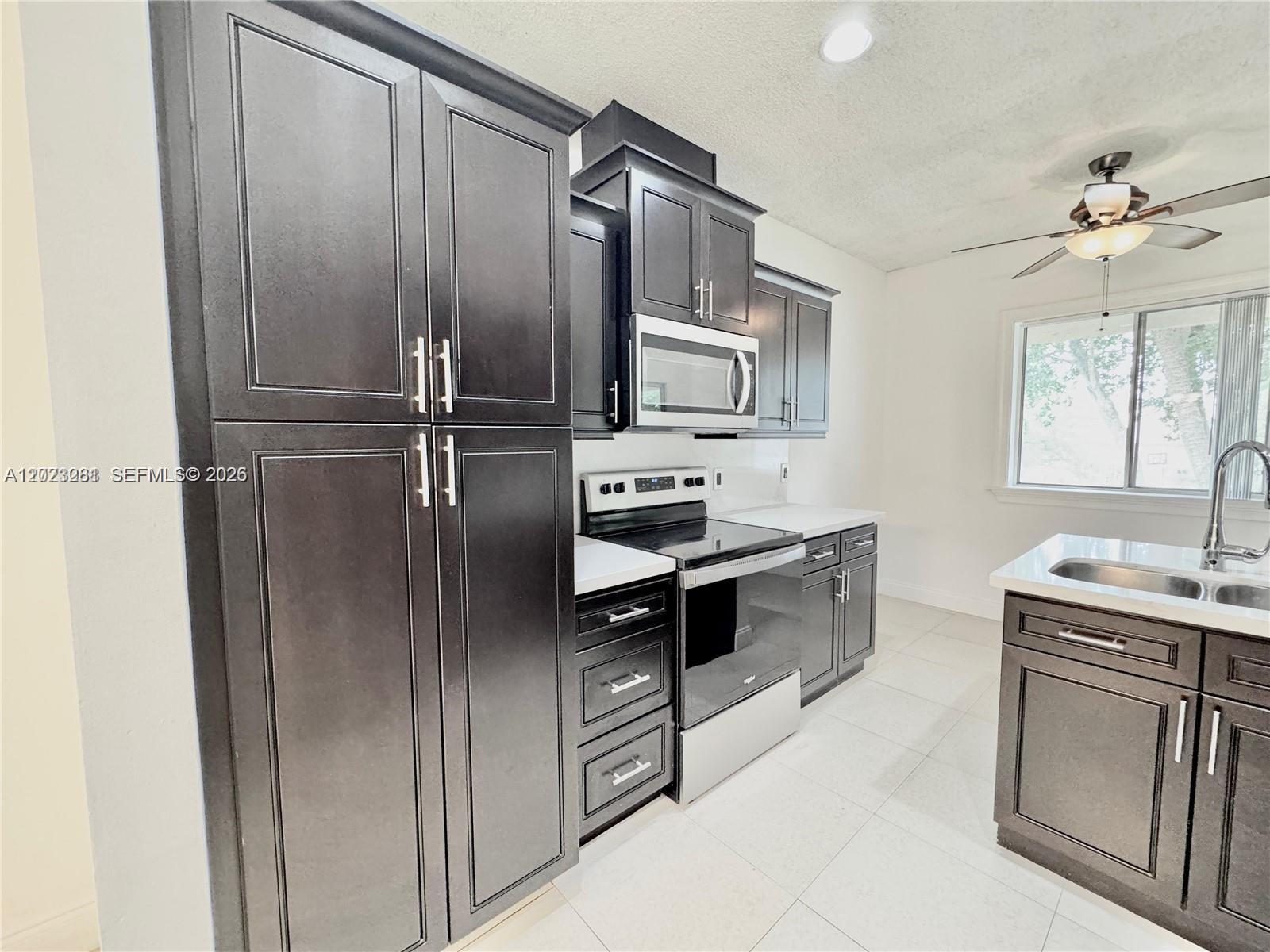 CALIFORNIA COURTS CONDO - Residential Lease