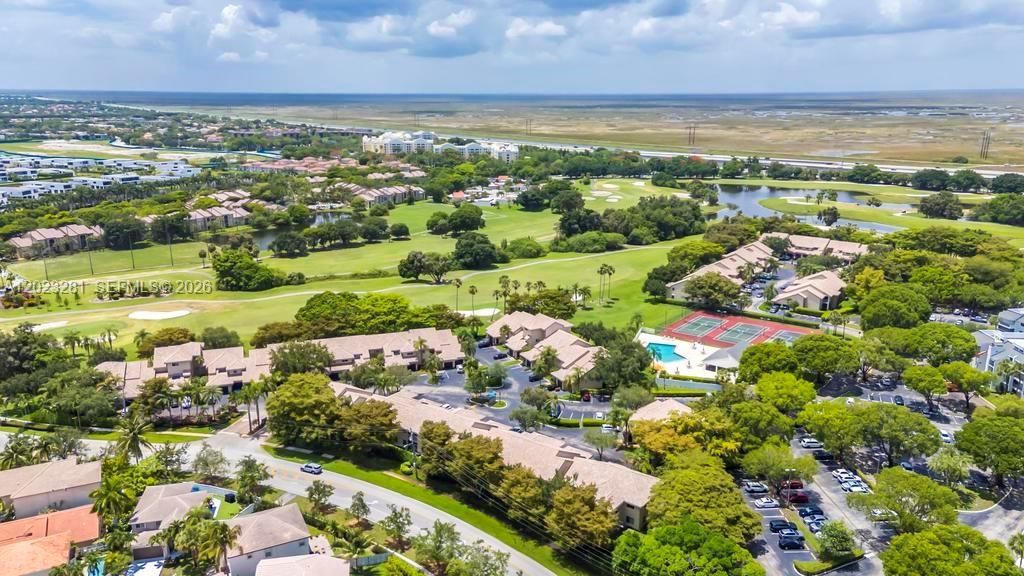 CALIFORNIA COURTS CONDO - Residential Lease