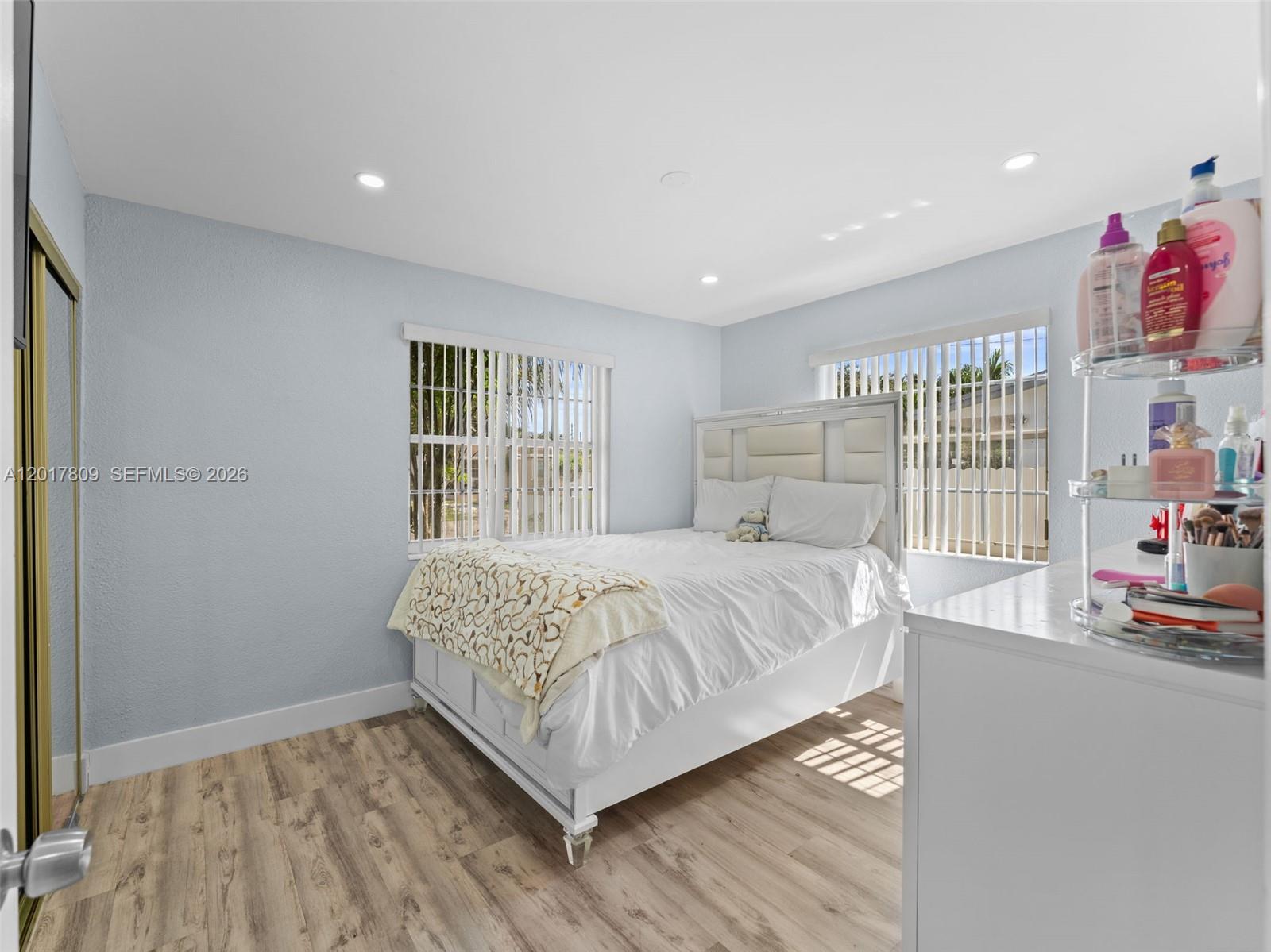 LINWOOD GARDENS NO 2 - Residential