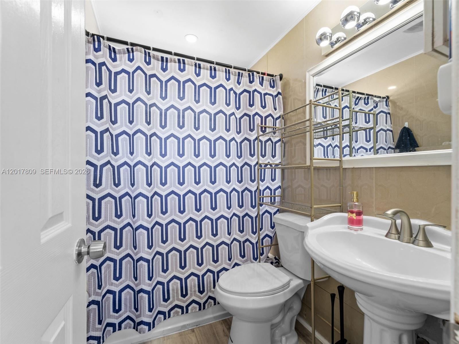 LINWOOD GARDENS NO 2 - Residential