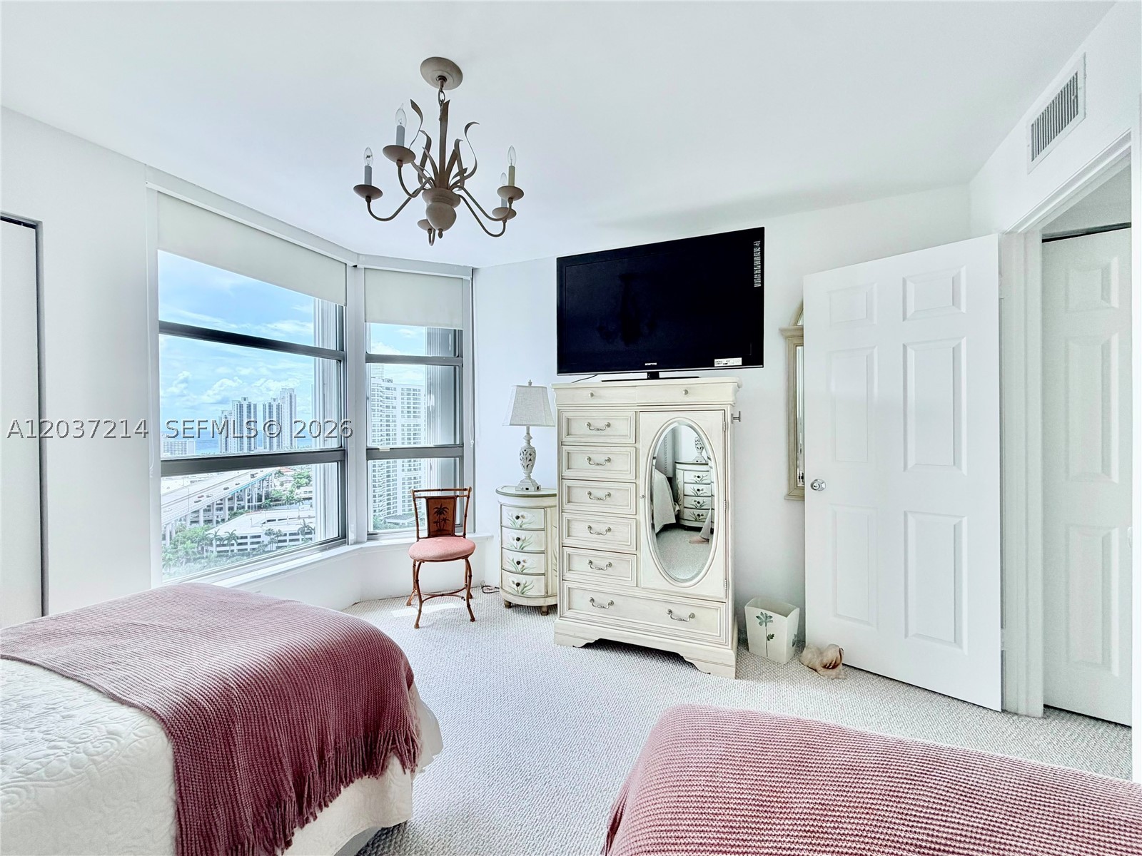 MYSTIC POINTE TOWER 400 C - Residential Lease
