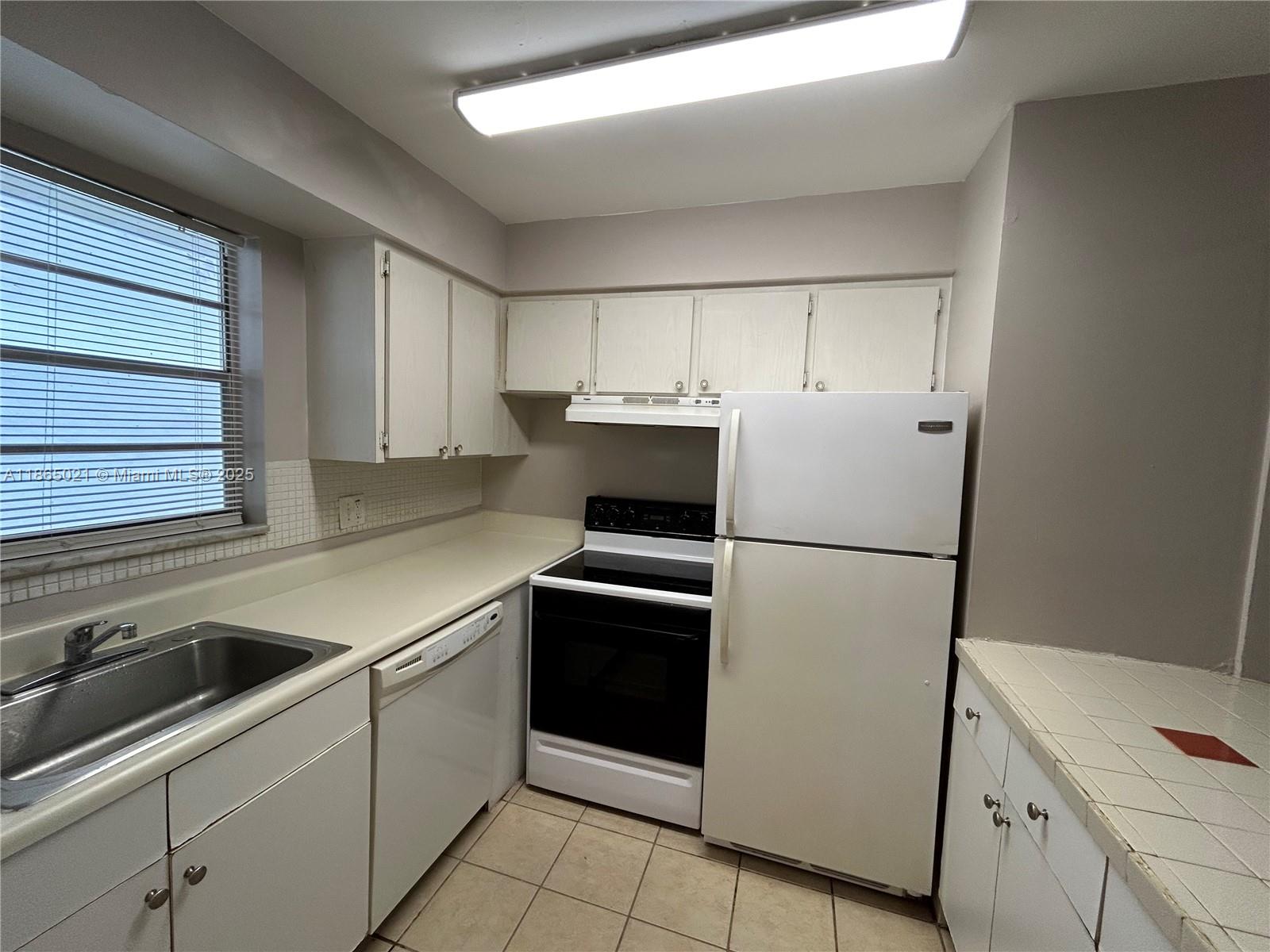 Step into this spacious 1BR/1BA condo with tile flooring throughout and plenty of natural light. The home features a comfortable layout and access to a welcoming community with a pool house desirable, well-located community. Ideally located near major roads, schools, shopping, and dining, this condo offers both convenience and comfort.
Low-maintenance living with water and sewer included. A wonderful opportunity for first-time buyers, downsizers, or anyone seeking an affordable home in a great area!