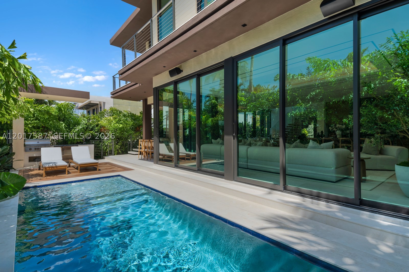 AMD PLAT OF SUNSET LAKE S - Residential