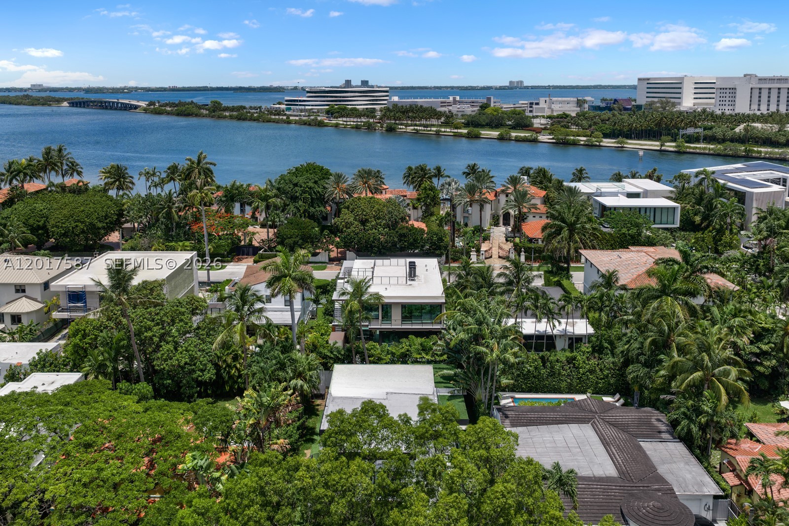 AMD PLAT OF SUNSET LAKE S - Residential