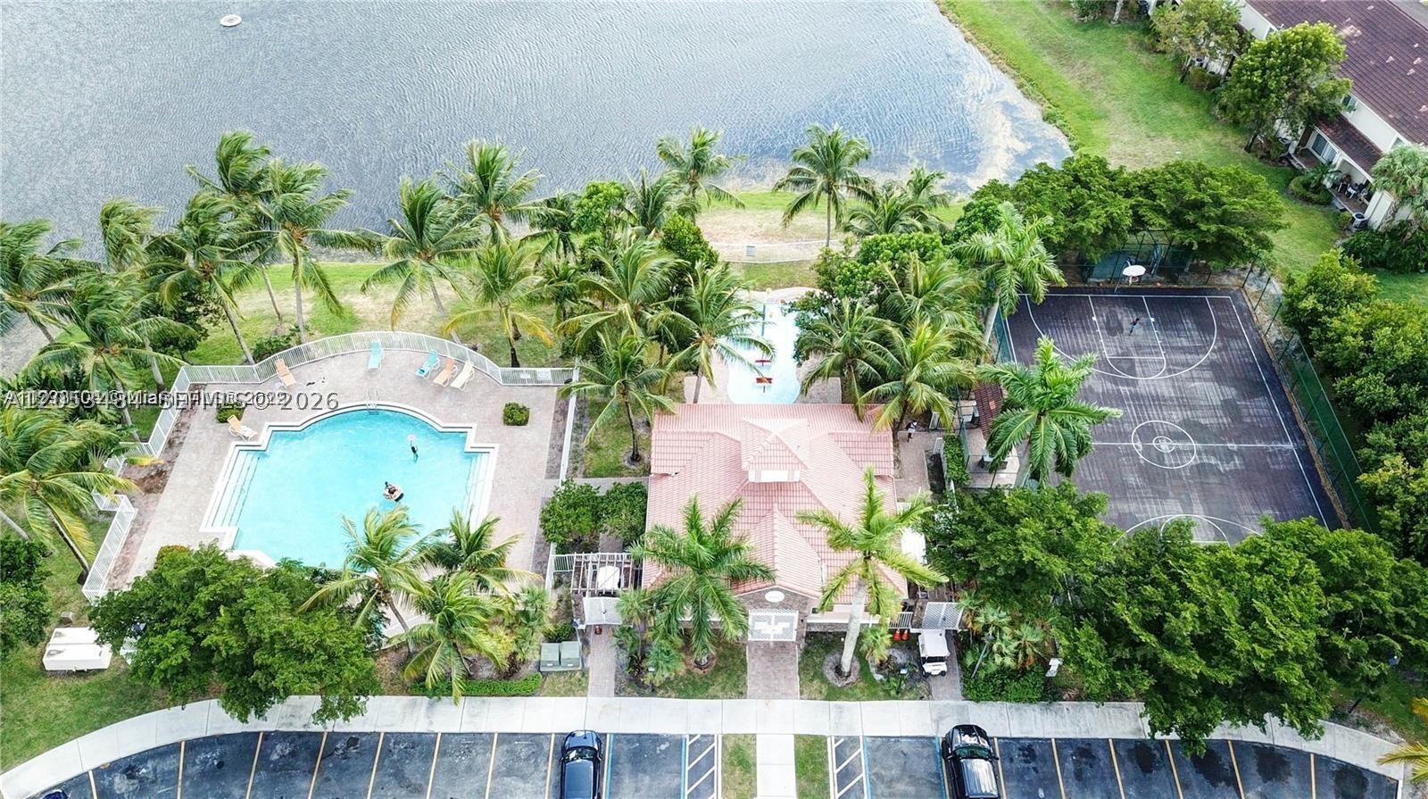 TUSCANY NO 3 CONDO - Residential