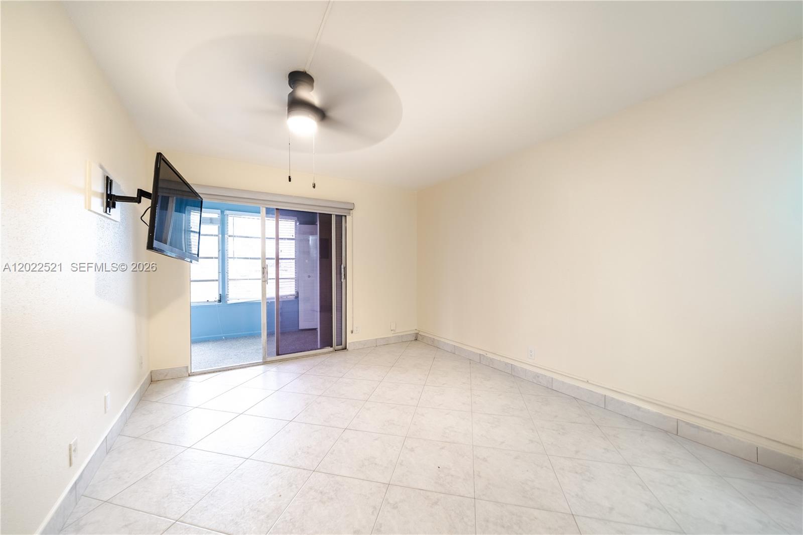 KINGS POINT BRITTANY COND - Residential