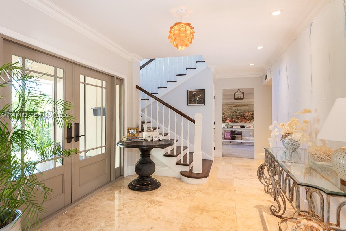 BAY HARBOR ISLAND - Residential