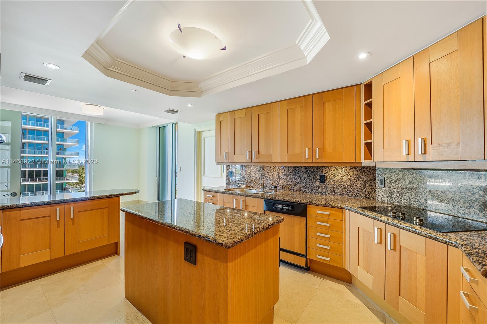 GRAND BAY TOWER CONDO - Residential Lease