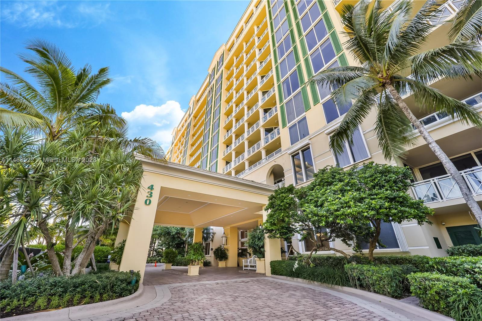GRAND BAY TOWER CONDO - Residential Lease