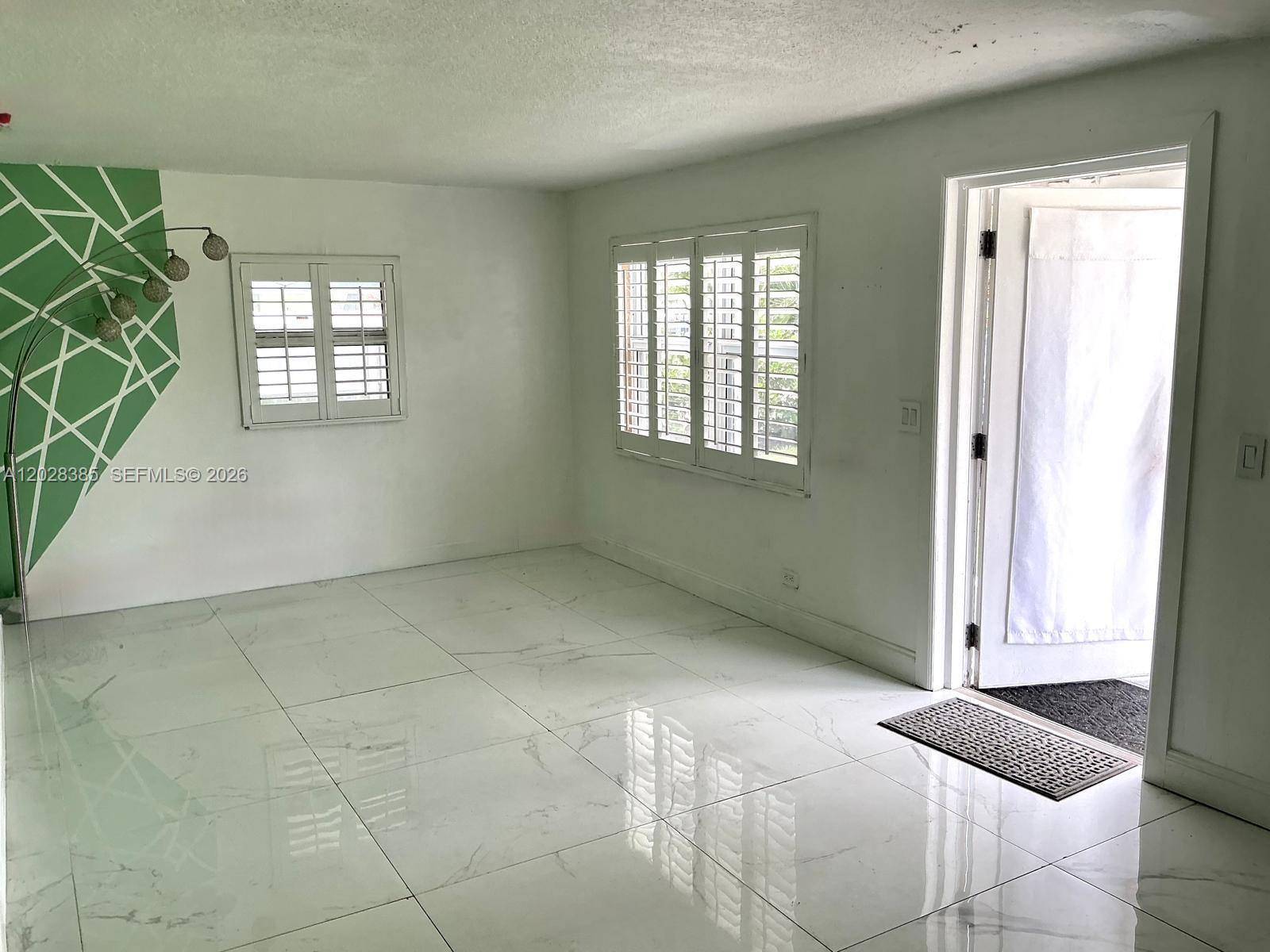 SUN LAND PARK - Residential