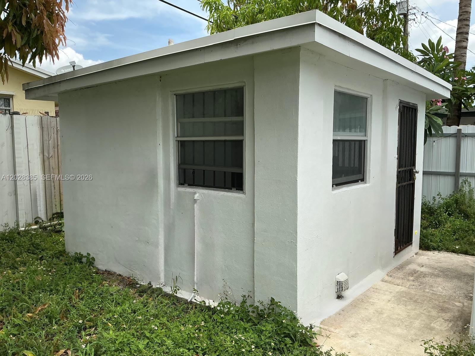 SUN LAND PARK - Residential