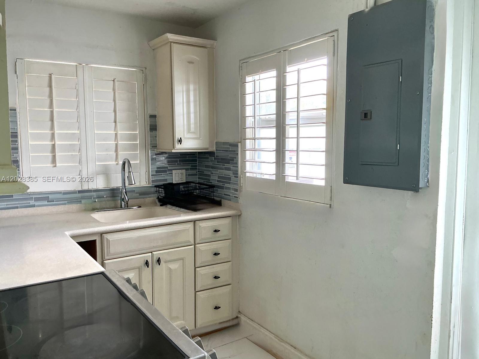 SUN LAND PARK - Residential