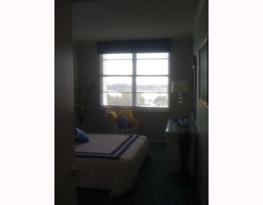RONEY PALACE CONDO - Residential Lease