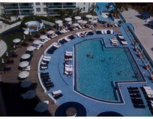 RONEY PALACE CONDO - Residential Lease