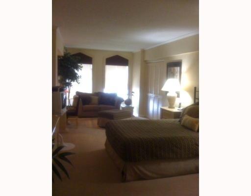 RONEY PALACE CONDO - Residential Lease