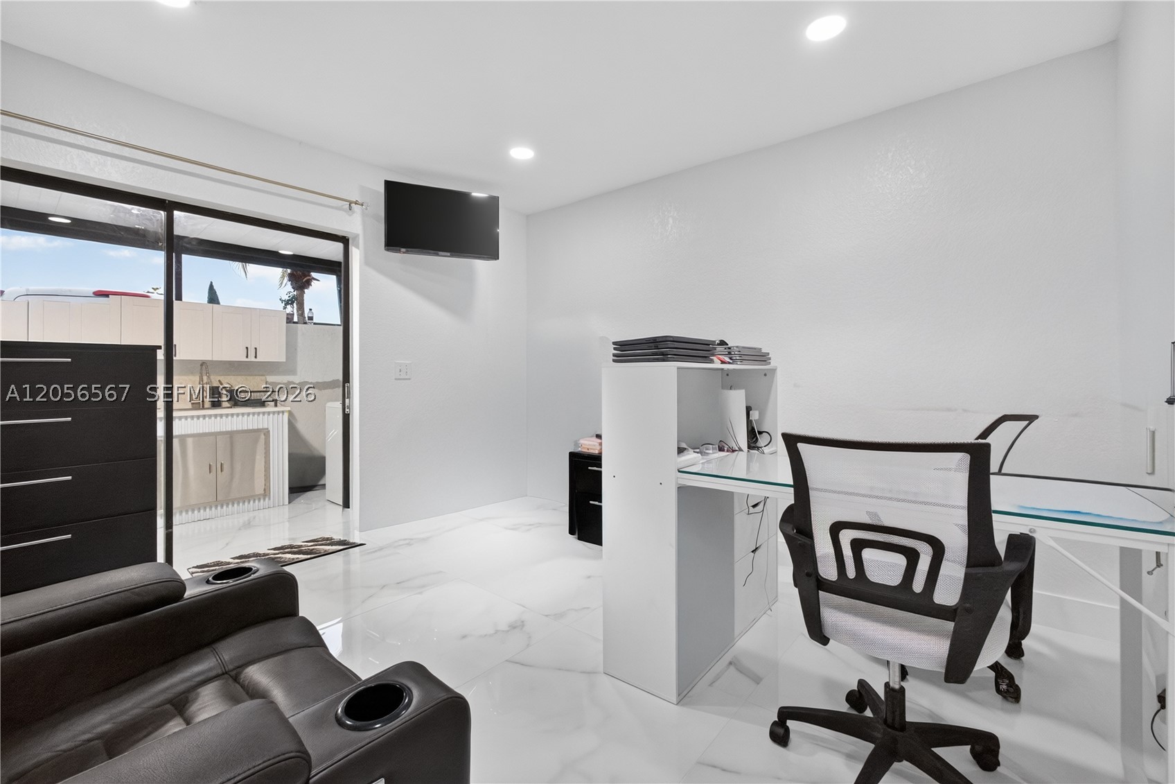 ARROWHEAD COUNTRY CLUB VI - Residential