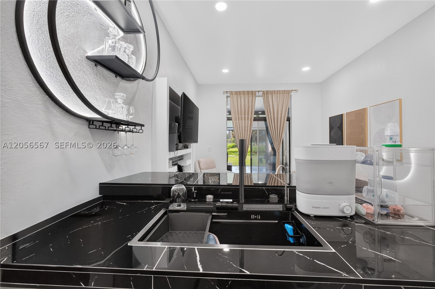ARROWHEAD COUNTRY CLUB VI - Residential