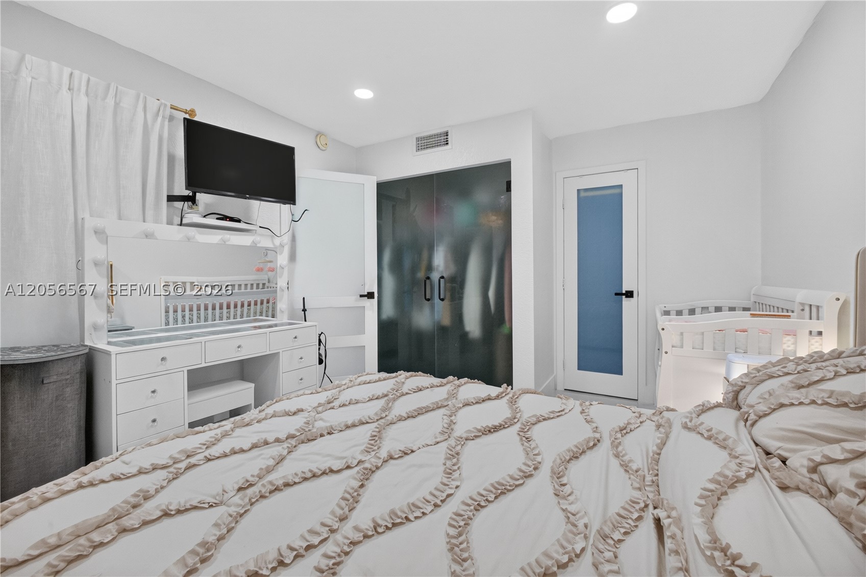 ARROWHEAD COUNTRY CLUB VI - Residential