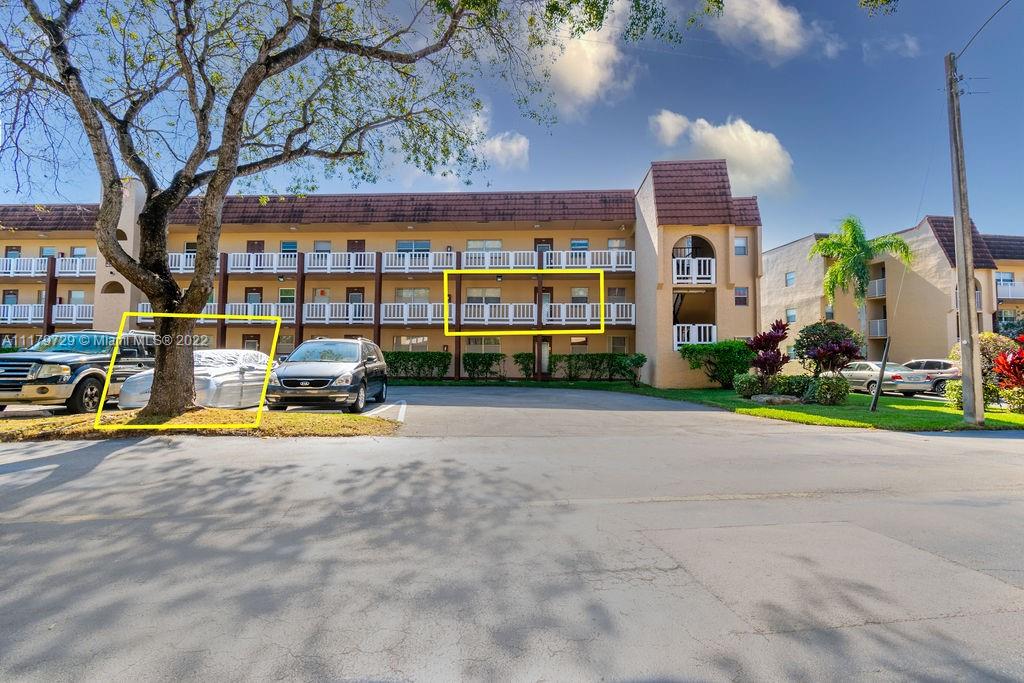 SUNRISE LAKES 77 CONDO - Residential