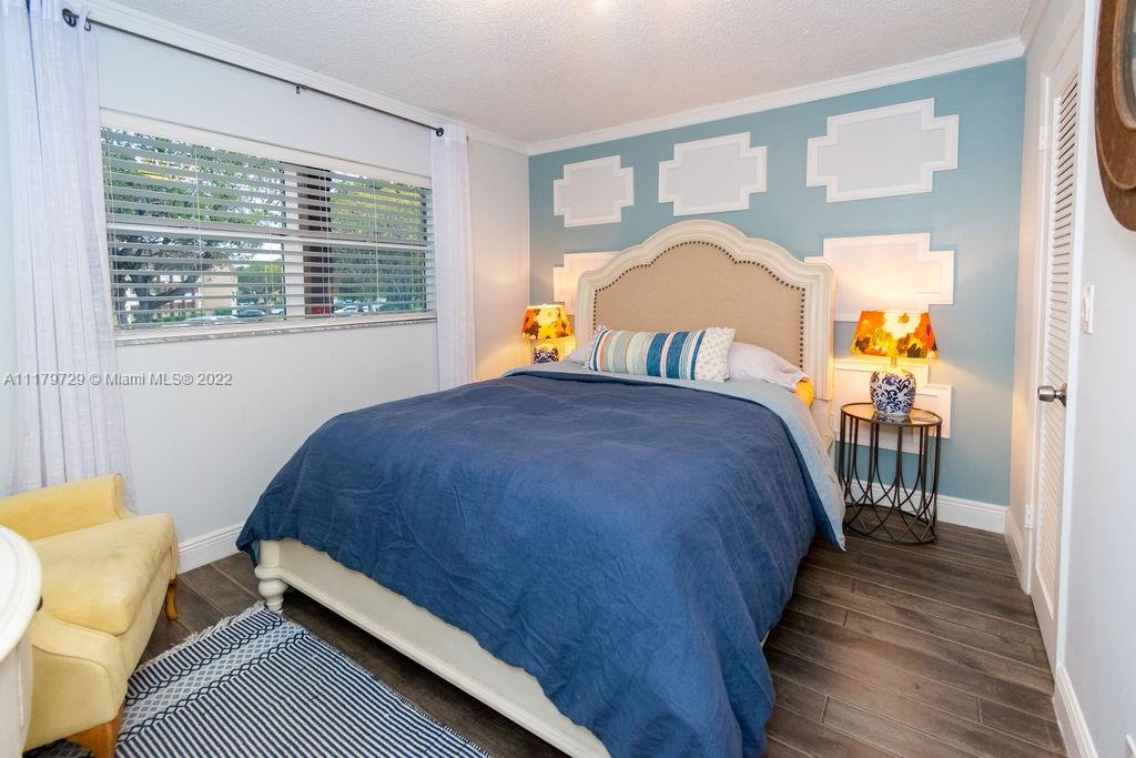 SUNRISE LAKES 77 CONDO - Residential