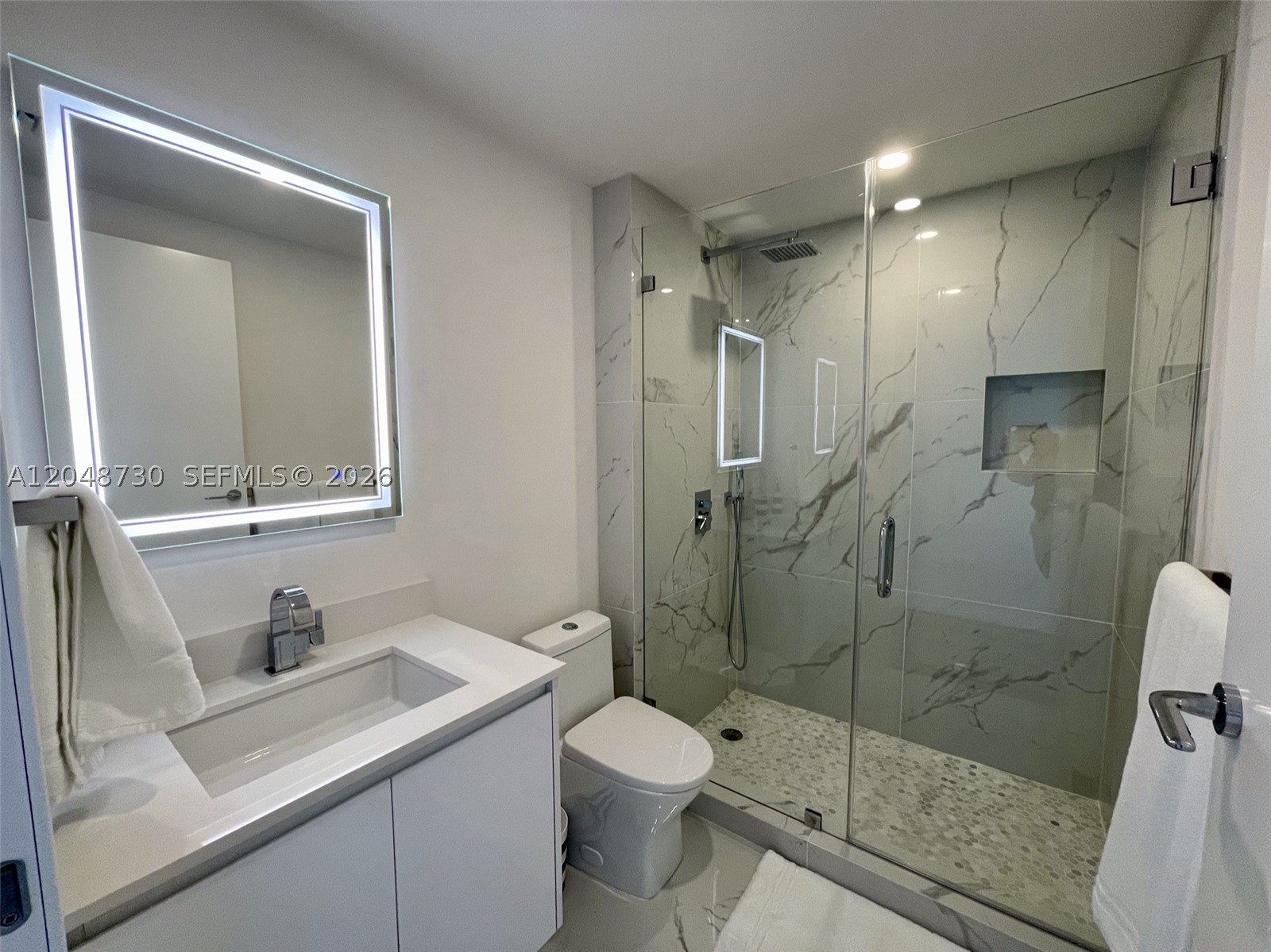 GRAND BAY RESIDENCES CONDO - Residential Lease