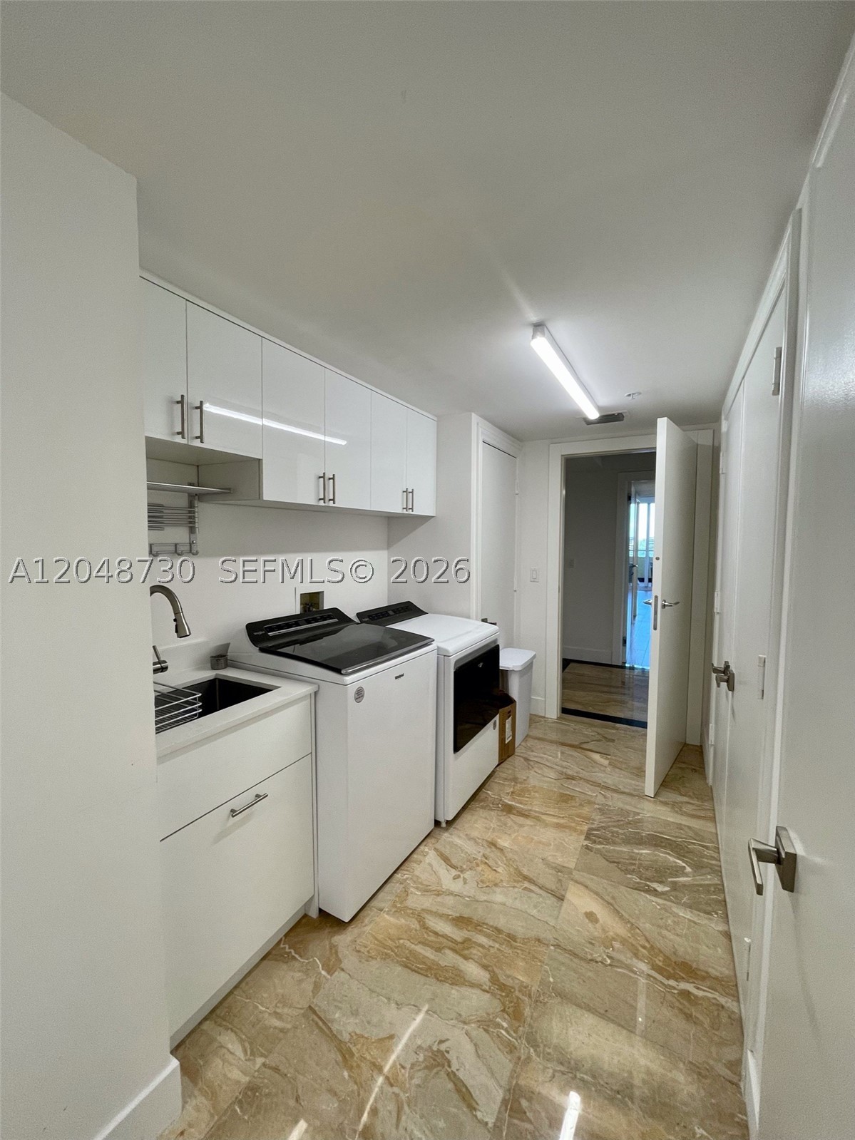 GRAND BAY RESIDENCES CONDO - Residential Lease