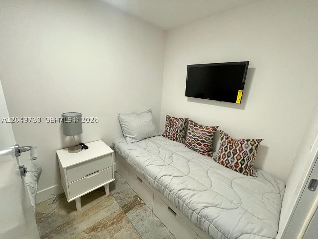GRAND BAY RESIDENCES CONDO - Residential Lease