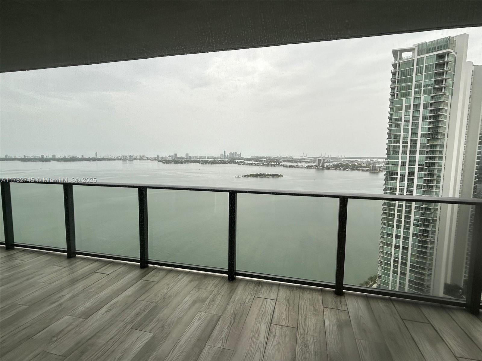 2 Bedroom 3 Bath Plus Den with Direct Breathtaking Water view. Minutes from Design district, Wynwood, Brickell, Restaurants, Entertainment and Beaches. updated till 04/02/2025  : Master HOA fee  $686.42  Building HOA fee$ 913.91. Leased till July 9th 2026 at 5200/mo.