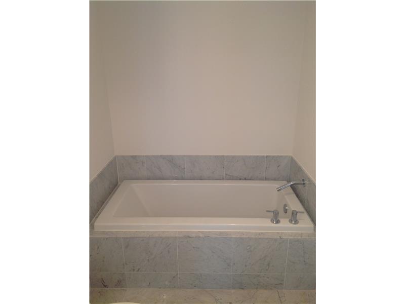 Vizcayne North - Residential Lease