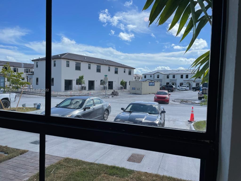 CRYSTAL CAY - Residential Lease