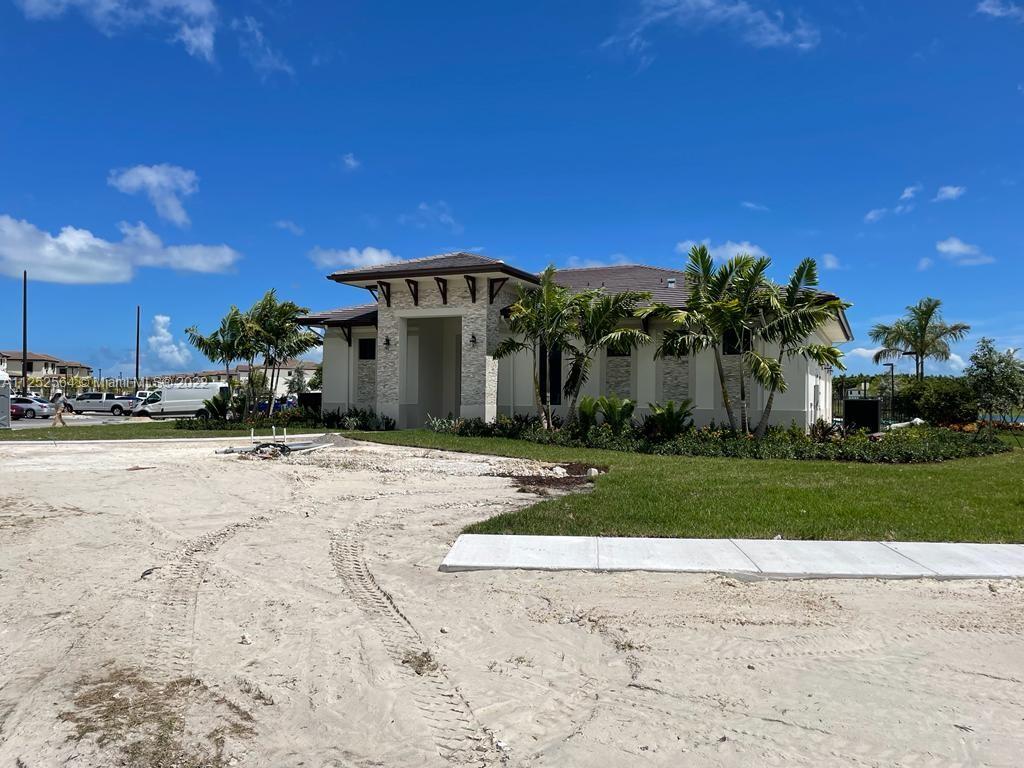 CRYSTAL CAY - Residential Lease