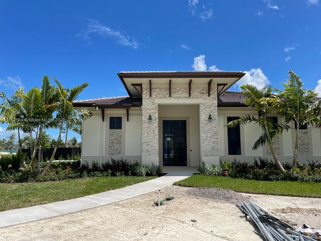 CRYSTAL CAY - Residential Lease