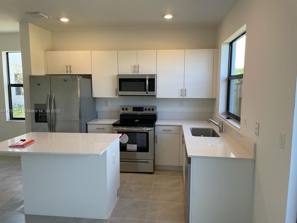 CRYSTAL CAY - Residential Lease
