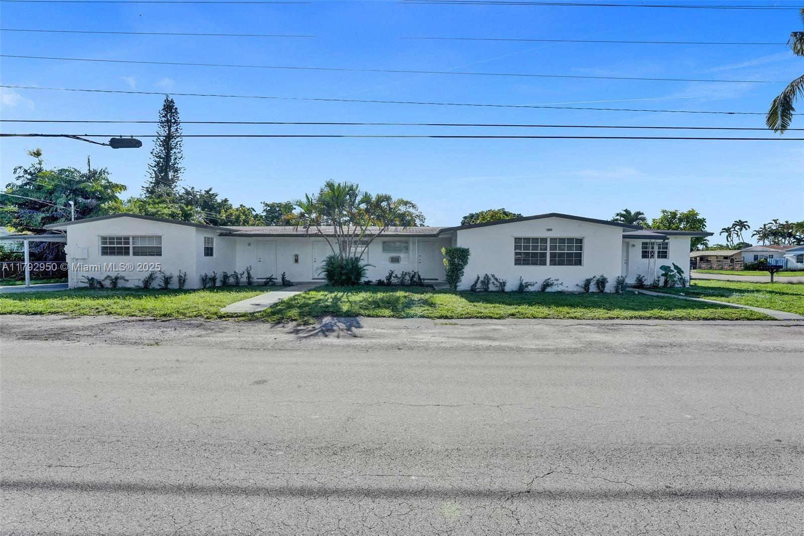 HOLLYWOOD BEACH HEIGHTS S - Residential Income
