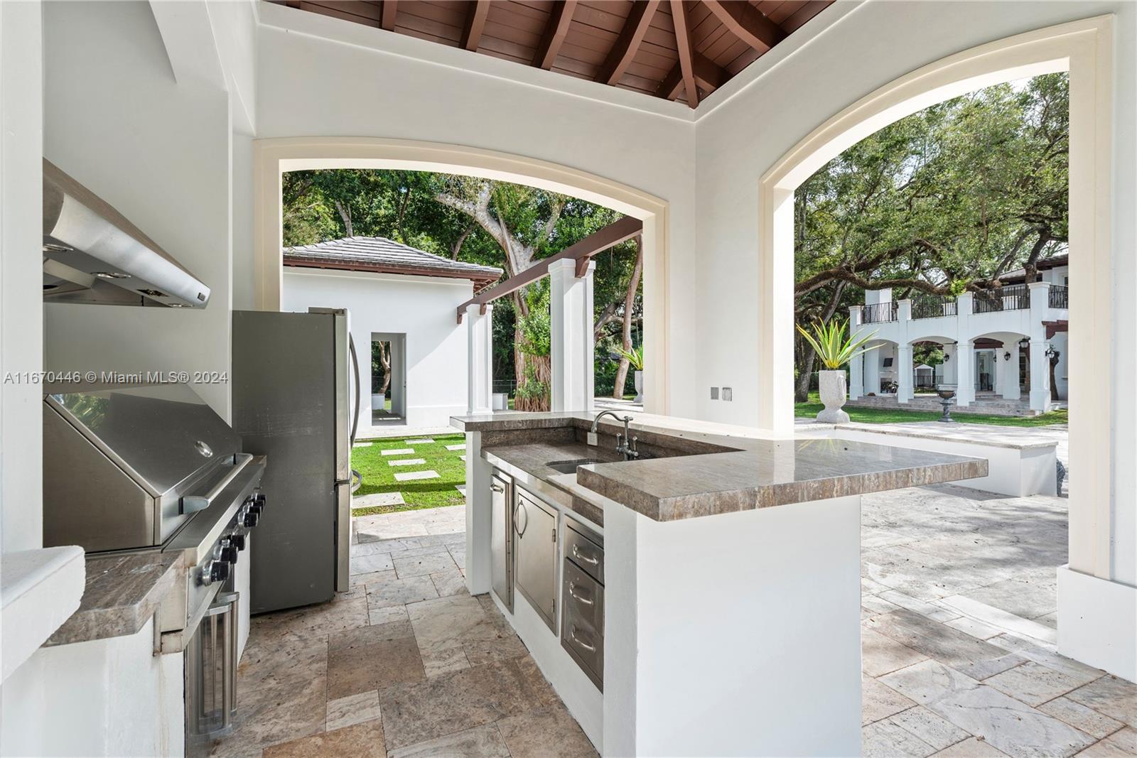 SNAPPER CREEK LAKES SUB - Residential