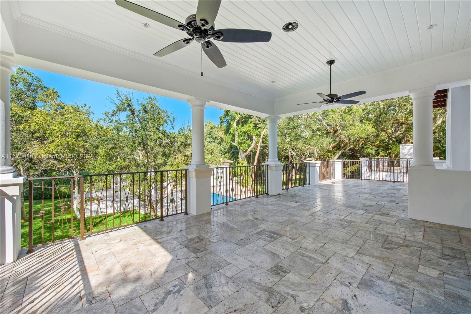 SNAPPER CREEK LAKES SUB - Residential