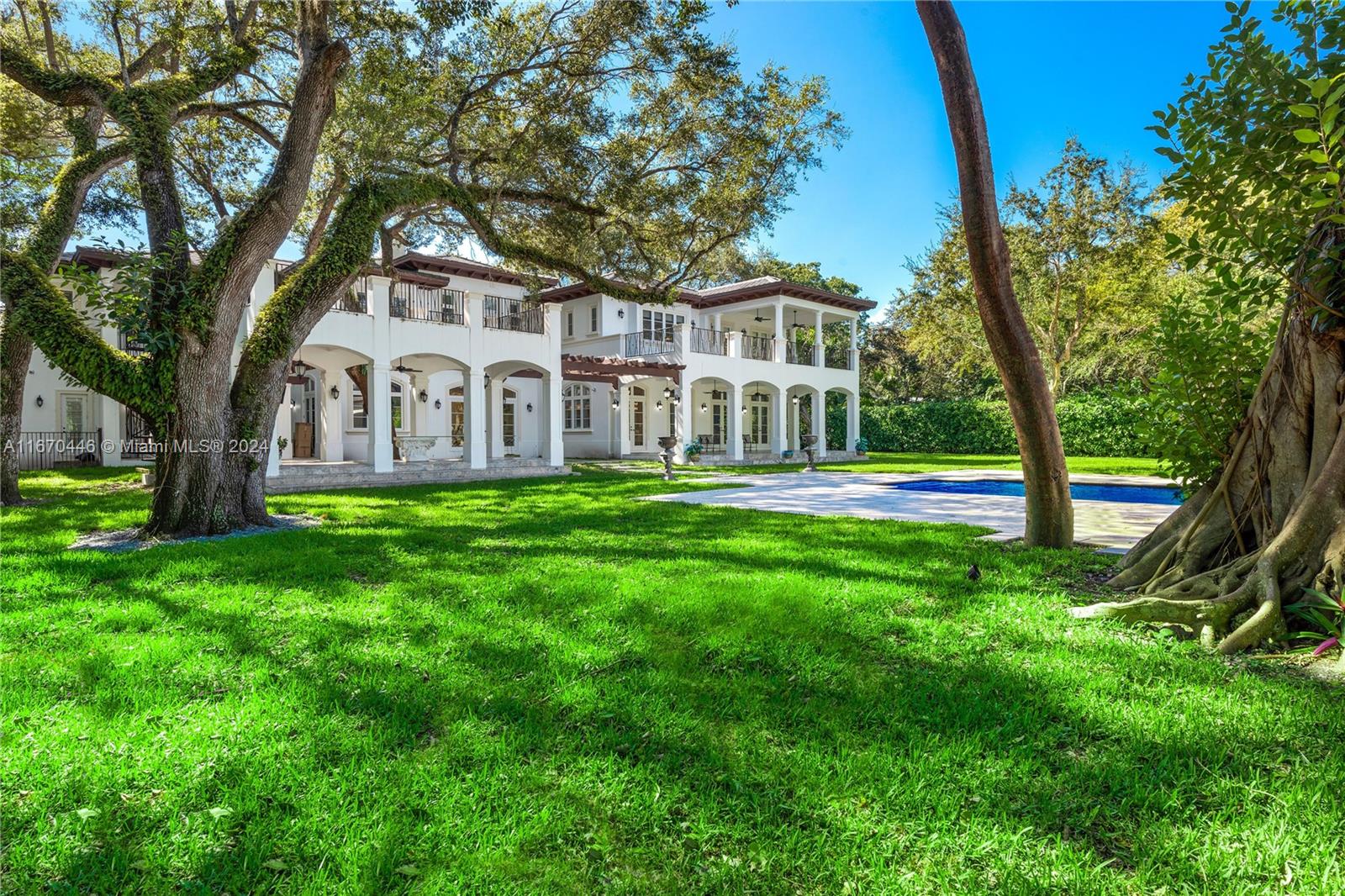 SNAPPER CREEK LAKES SUB - Residential
