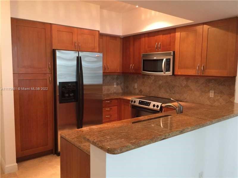 Luxury hi rise all upgrade 1 bedroom 1 full bath and 1/2 bath washer dreyer in unit with balcony
Over looking pool golf course.
Exaltation excellent location walking distance to beach ,to shops ,grocery store ,restaurants Starbucks
And much more.
Amenities top of the line fitness center business center sauna tennis courts pool much more
1 garage parking plus valet spot and 1 storage unit