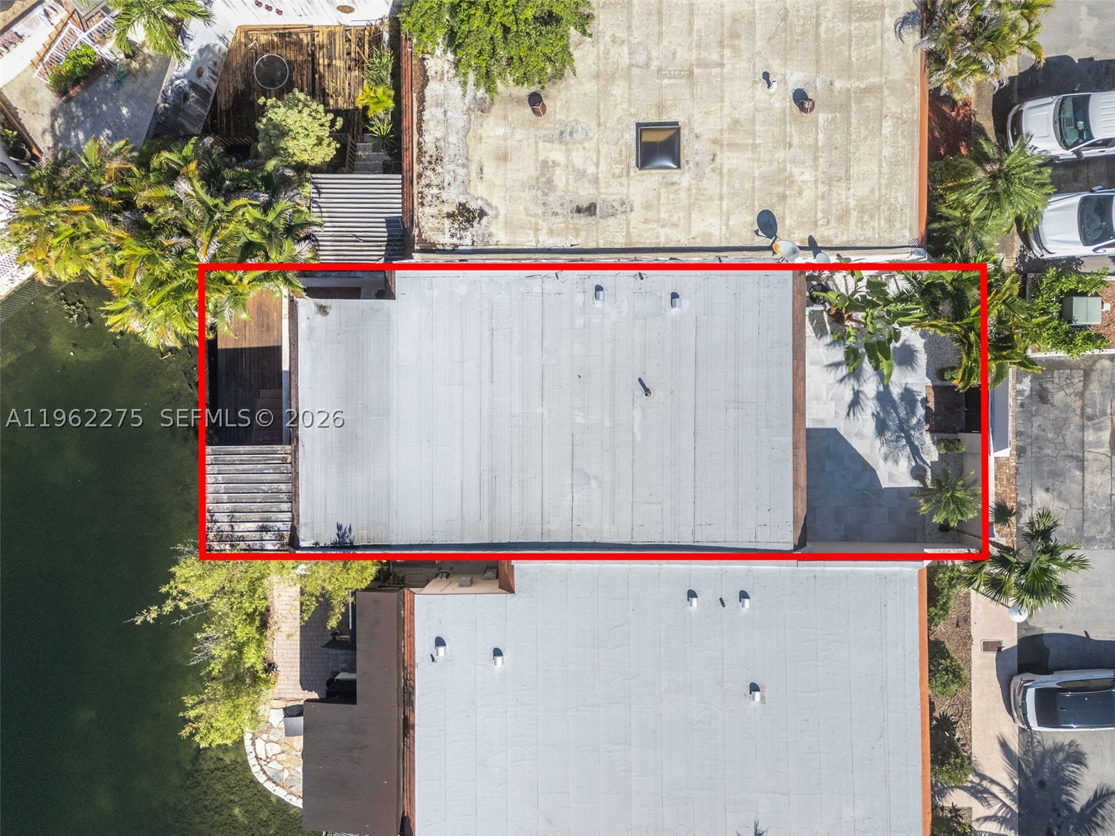MIAMI LAKES GOLF COURSE V - Residential