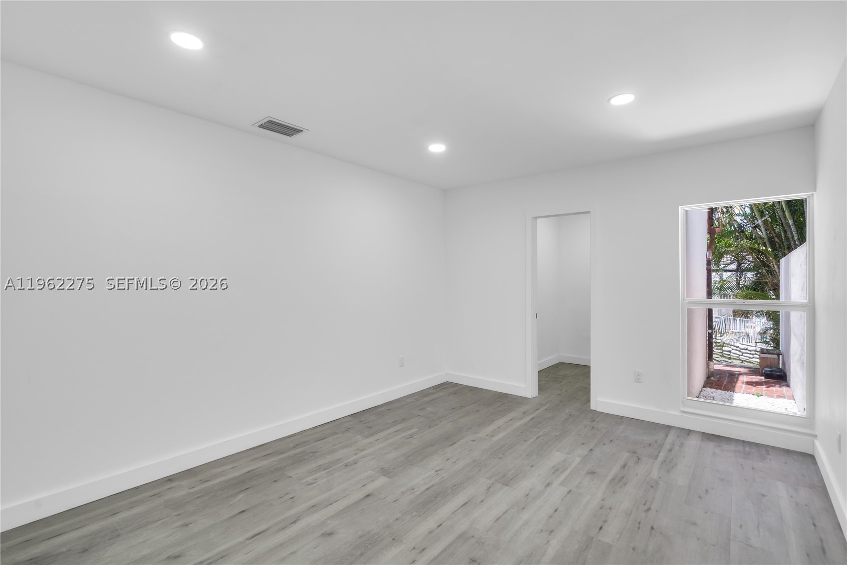 MIAMI LAKES GOLF COURSE V - Residential