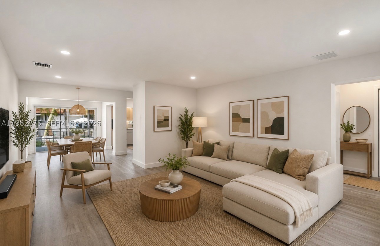MIAMI LAKES GOLF COURSE V - Residential