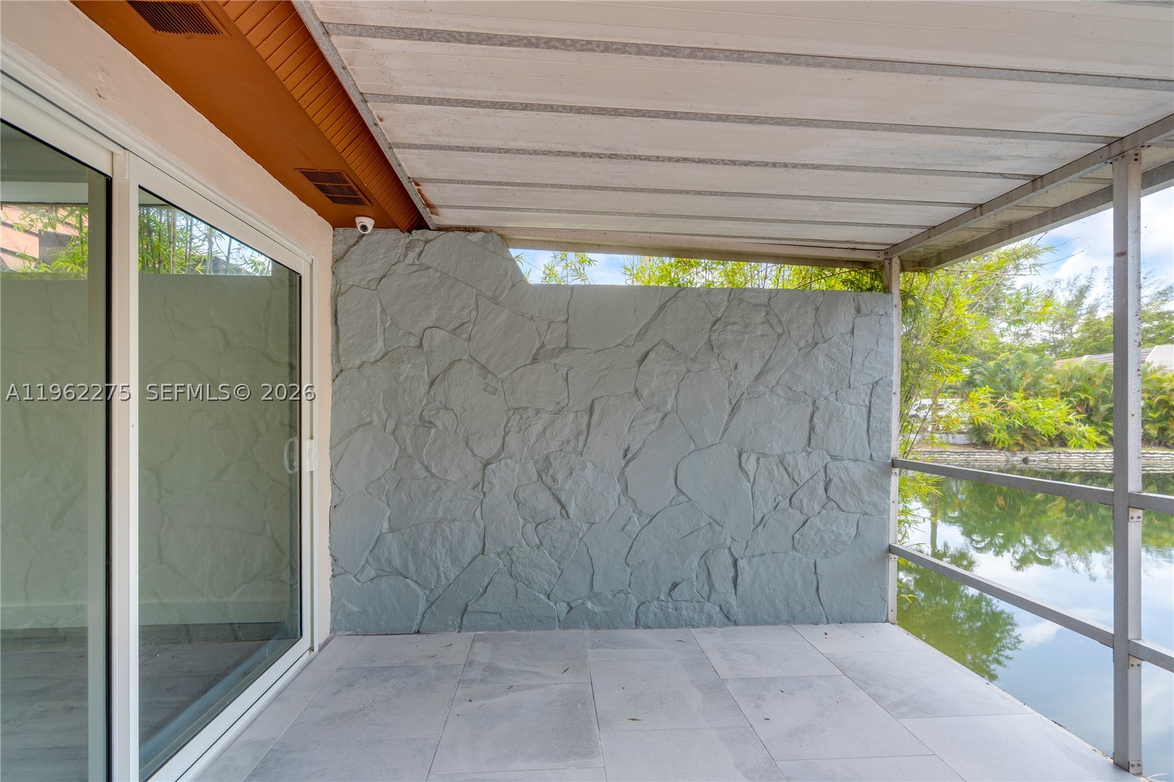 MIAMI LAKES GOLF COURSE V - Residential