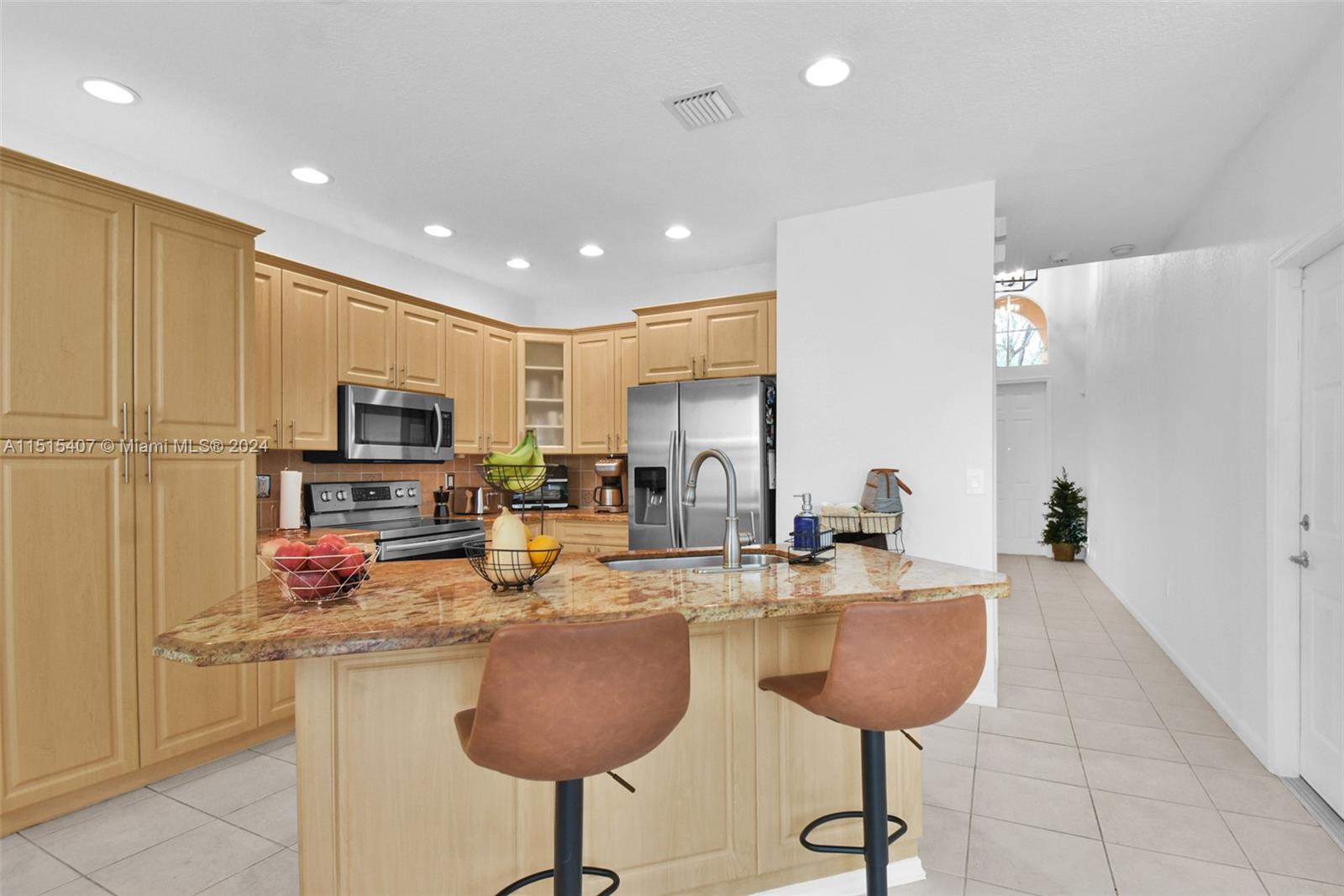 RIVIERA ISLES III - Residential
